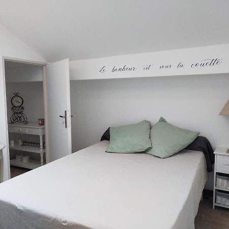 라시오타 T2 De Standing Pres Du Port, Avec Terrasse Et Clim 아파트 외부 사진
