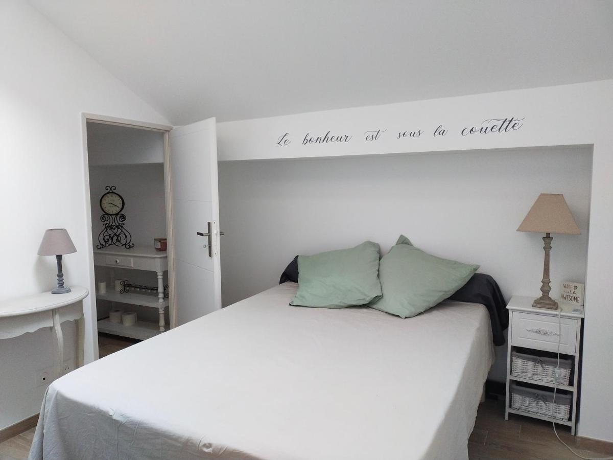 라시오타 T2 De Standing Pres Du Port, Avec Terrasse Et Clim 아파트 외부 사진