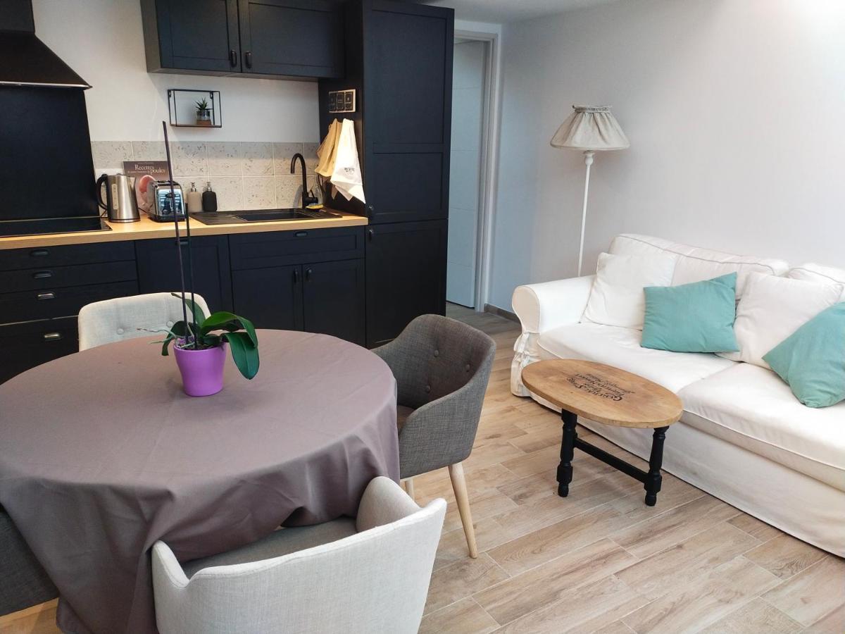 라시오타 T2 De Standing Pres Du Port, Avec Terrasse Et Clim 아파트 외부 사진